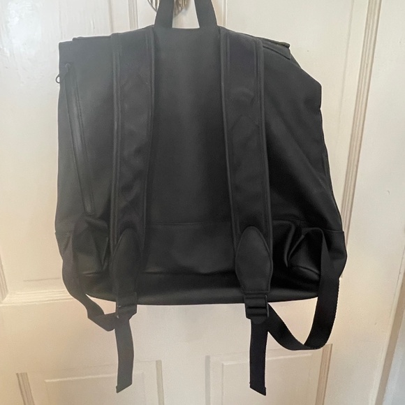 Limited Edition "HUNTER for Target" Black Backpack w/ Red Interior! A few flaws - Picture 13 of 14